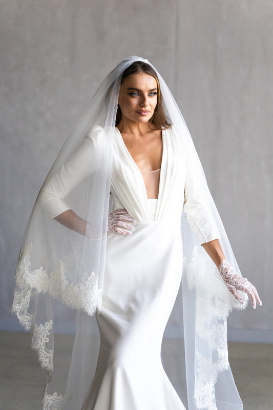 Cathedral Length Mantilla Veil with Lace Edge – Tulle Bridal Veil