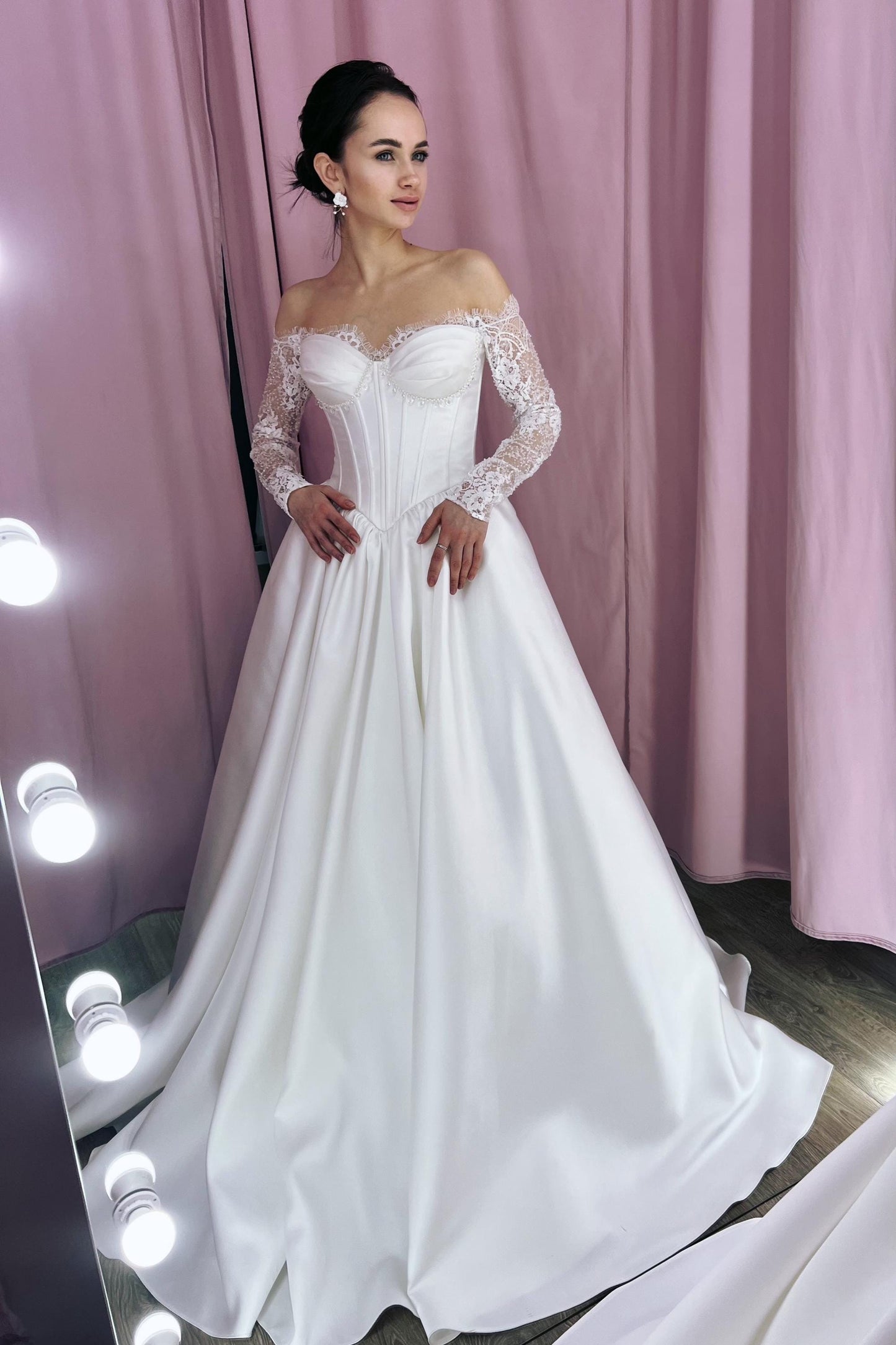 Princess Wedding Dress with Basque Corset, Mikado & Chantilly Lace, Glamorous Off-Shoulder Gown with Lace Sleeves, Luxurious Bridal Dress
