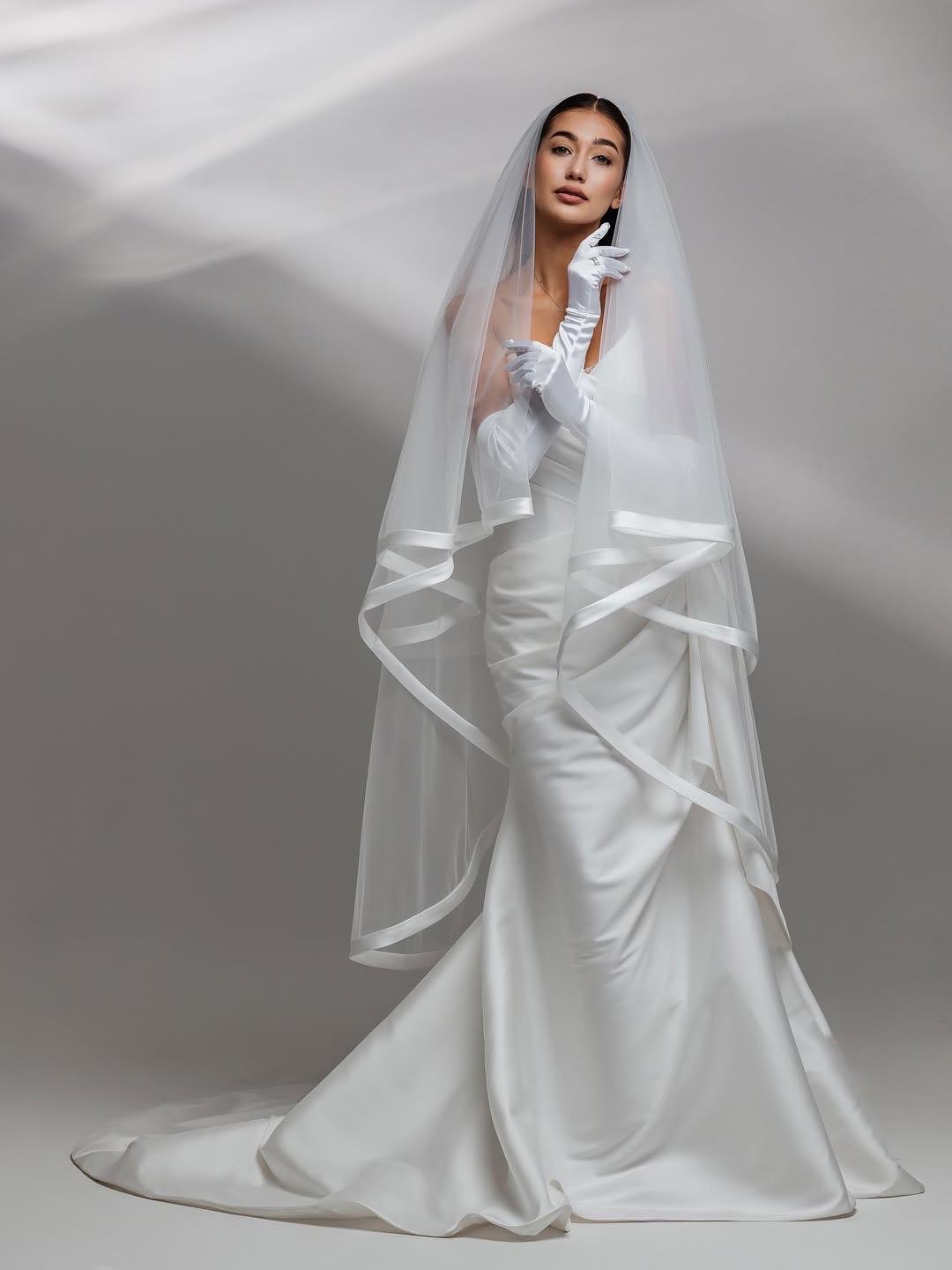 Elegant Satin-Trim Bridal Veil - Classic 150cm Width, High-Quality Tulle, Sophisticated Wedding Accessory two tier veil