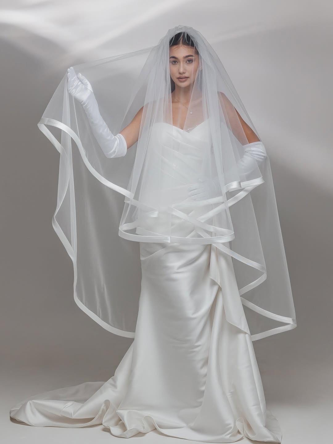 Elegant Satin-Trim Bridal Veil - Classic 150cm Width, High-Quality Tulle, Sophisticated Wedding Accessory two tier veil