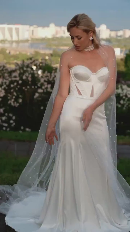 Mermaid Wedding Dress with Illusion Corset and Pearl Tulle Cape – Strapless Sweetheart Bridal Gown with Train