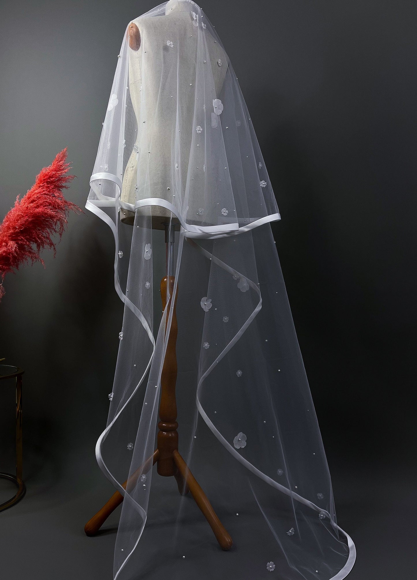 Floral Wedding Veil with Satin Ribbon Edge – Soft Tulle Veil with 3D Flowers