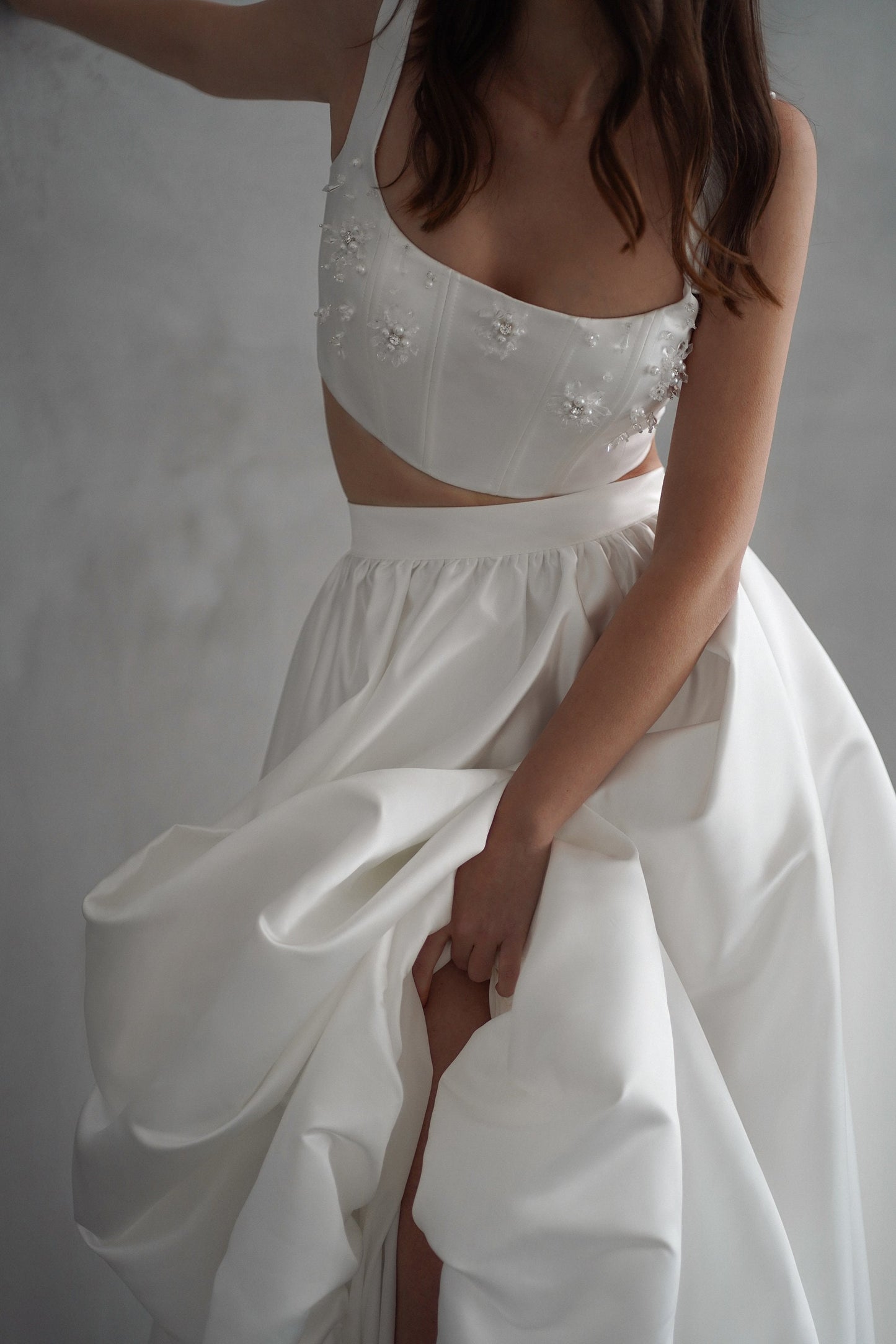 ALOHOMORA – Two-Piece Satin Wedding Dress with Crop Top and High-Slit Skirt