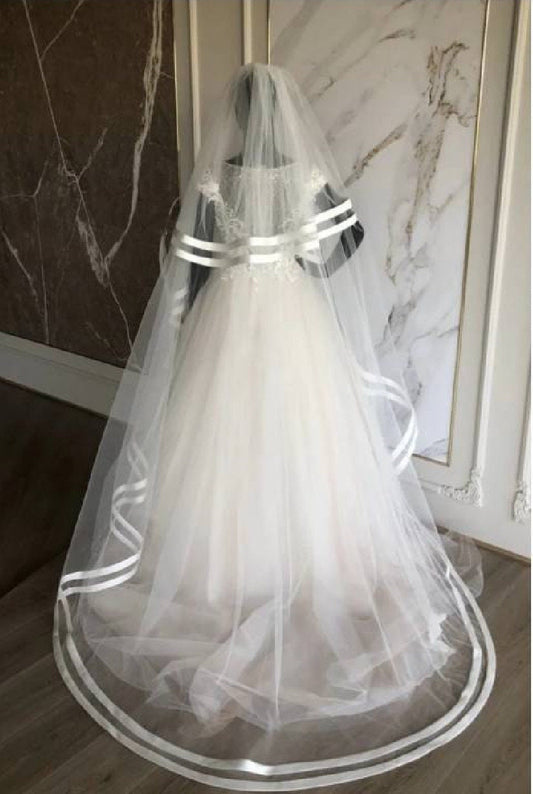 Two-Tier Veil with Dual Satin Ribbon Trim – Soft Tulle Bridal Veil with Blusher