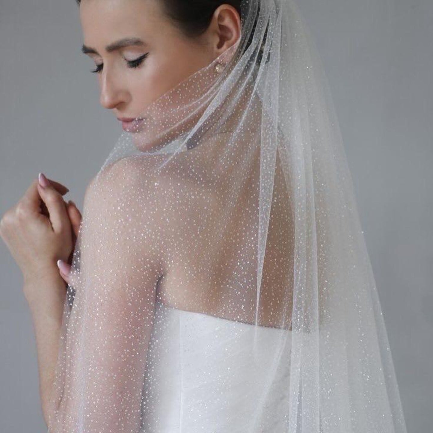 Glitter Wedding Veil – Soft Shimmer Tulle Veil for Modern Brides