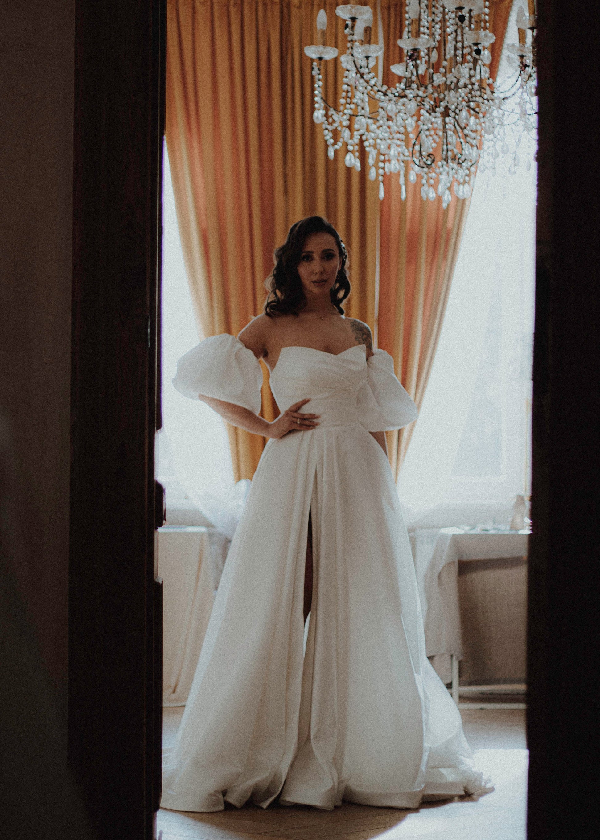 Elegant satin Off-Shoulder Bridal Gown with Puff Sleeves and Leg Slit, Classic White Wedding Dress. A-line simple modern royal wedding dress
