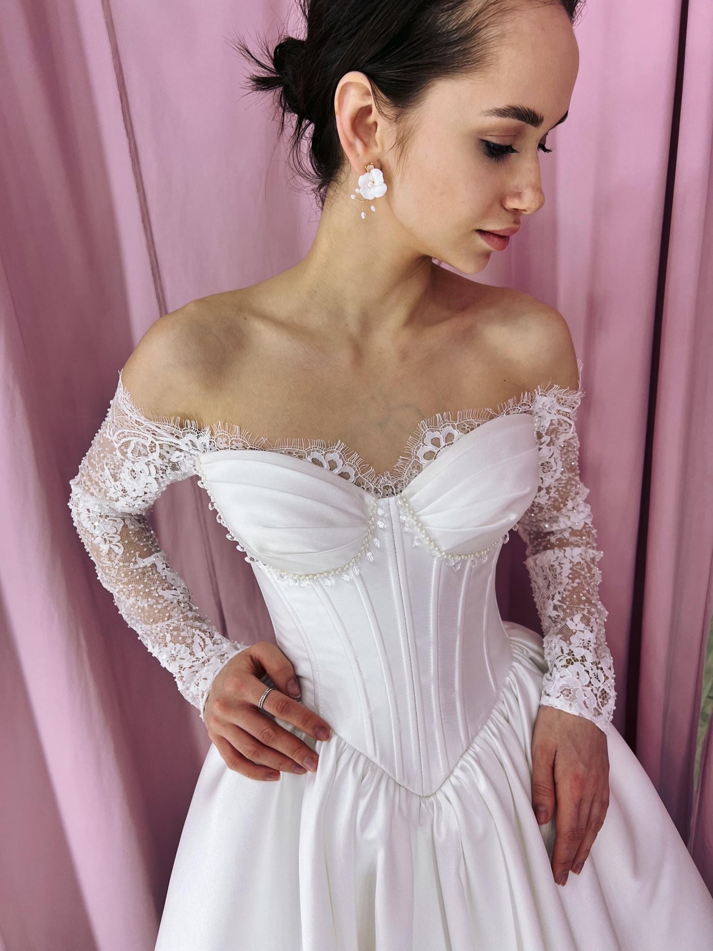 Princess Wedding Dress with Basque Corset, Mikado & Chantilly Lace, Glamorous Off-Shoulder Gown with Lace Sleeves, Luxurious Bridal Dress