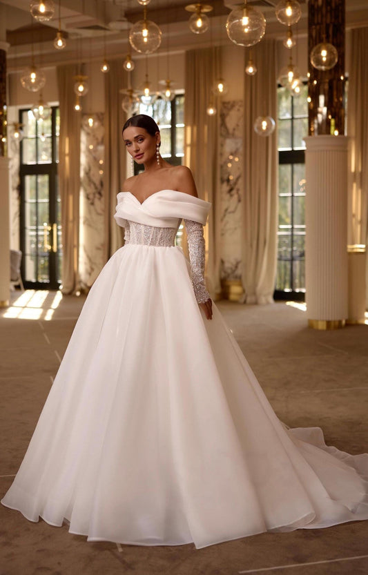 Royal Off-Shoulder Organza Wedding Shit, Long Bridal Dress with Sleeves and Train, Elegant Corset Basque, Romantic Ball Shit for Wedding