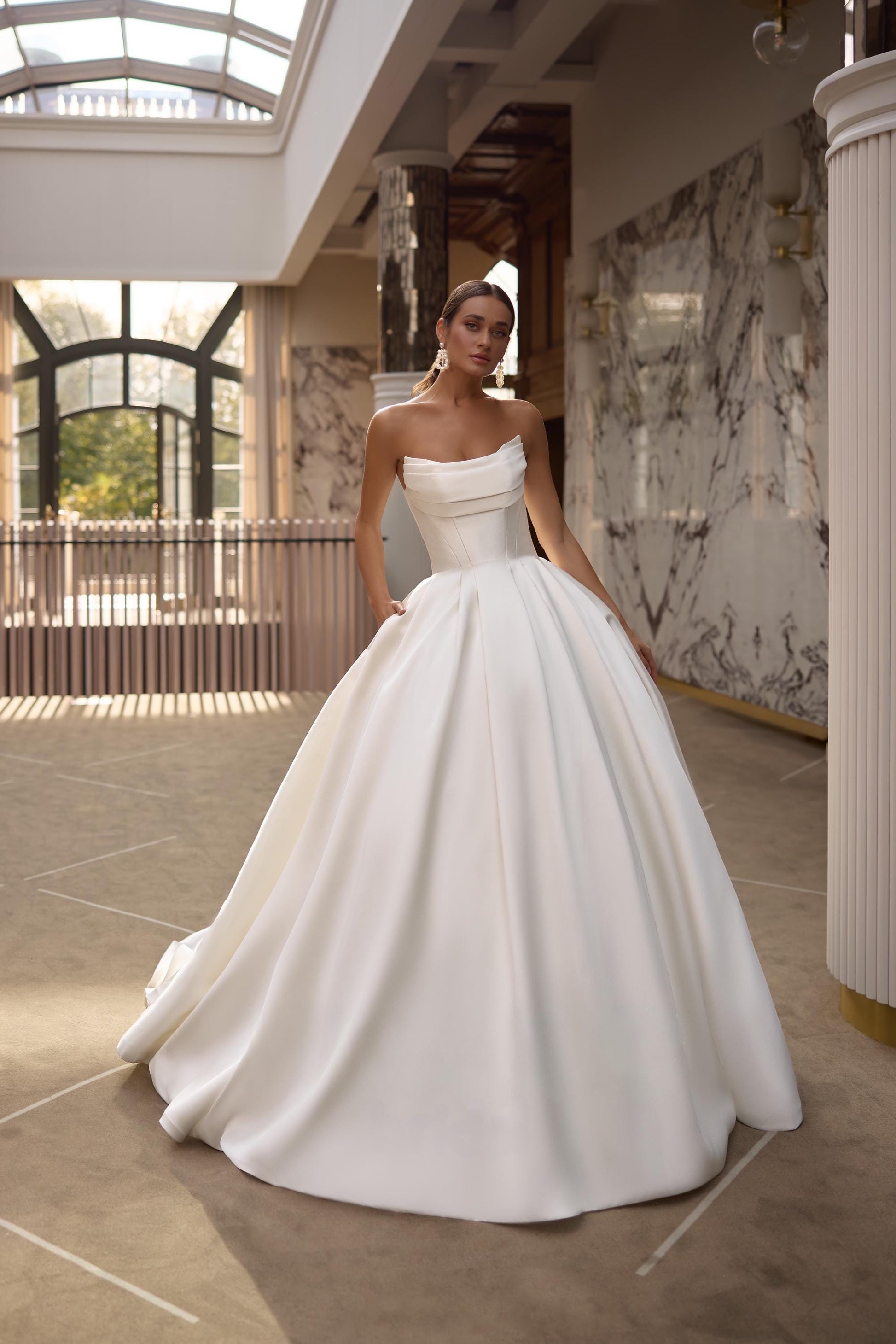 Luxury Mikado Ball Gown Wedding Dress, Off-Shoulder Draped Corset, Elegant Bridal Gown with Train, Classic Wedding Dress