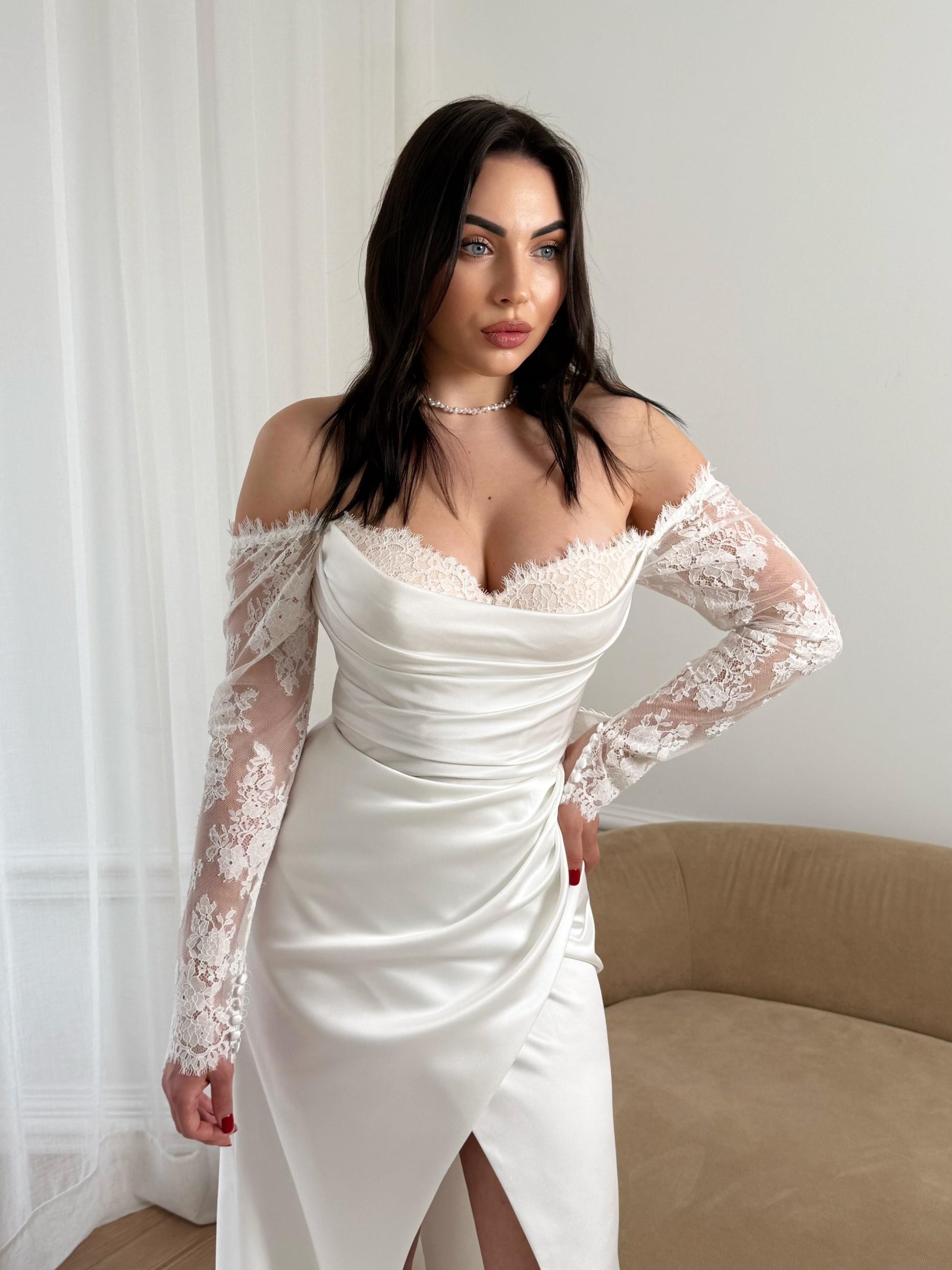 Elegant Satin Off-Shoulder Wedding Dress with Lace Sleeves and Front Slit – Fitted Bridal Gown with Train