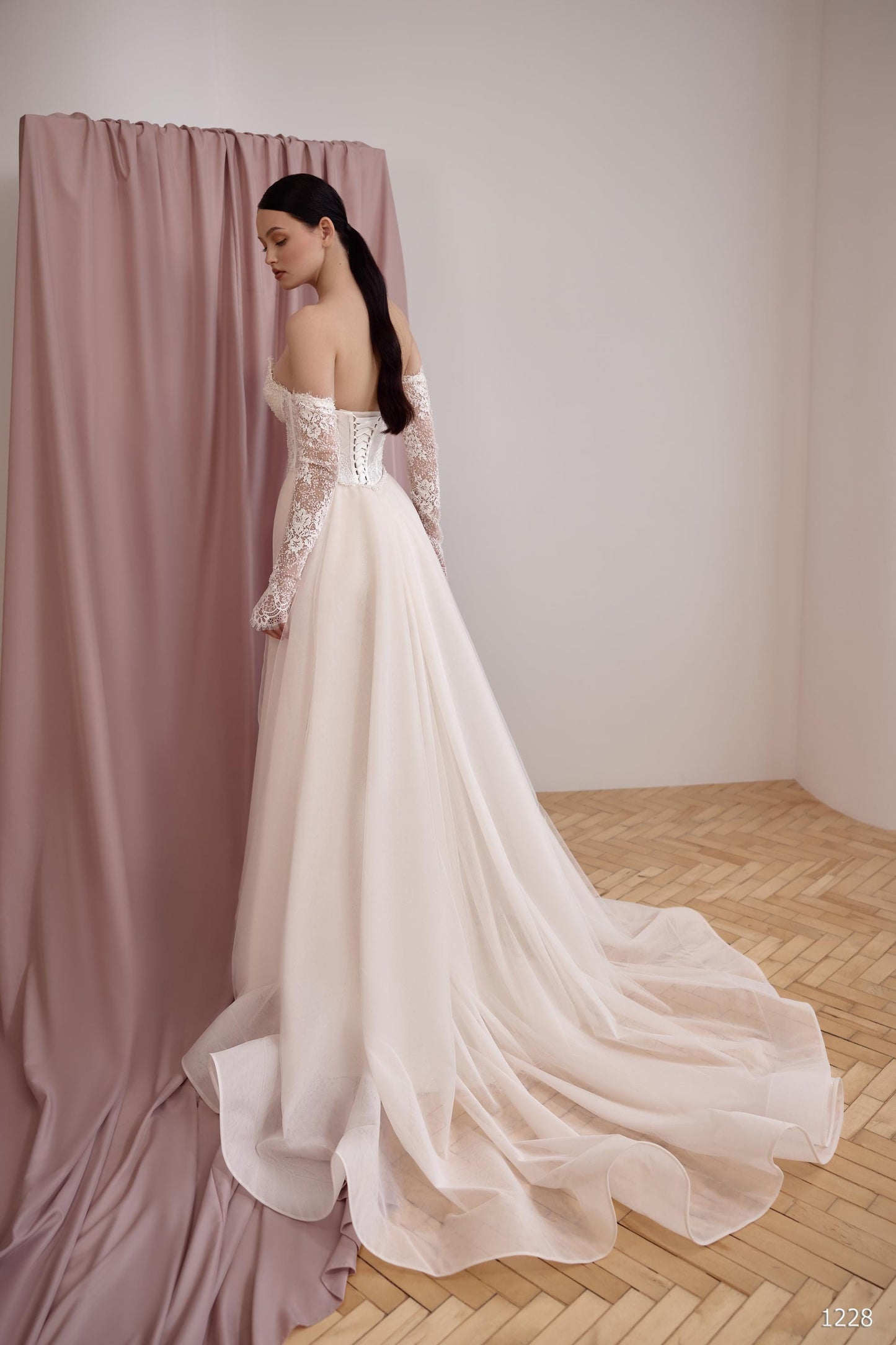 Sweetheart Neckline Mermaid Wedding Gown, Lace Corset Wedding Dress with Sleeves, Detachable Skirt, Sexy Fairy Beach Wedding Dress Bridal