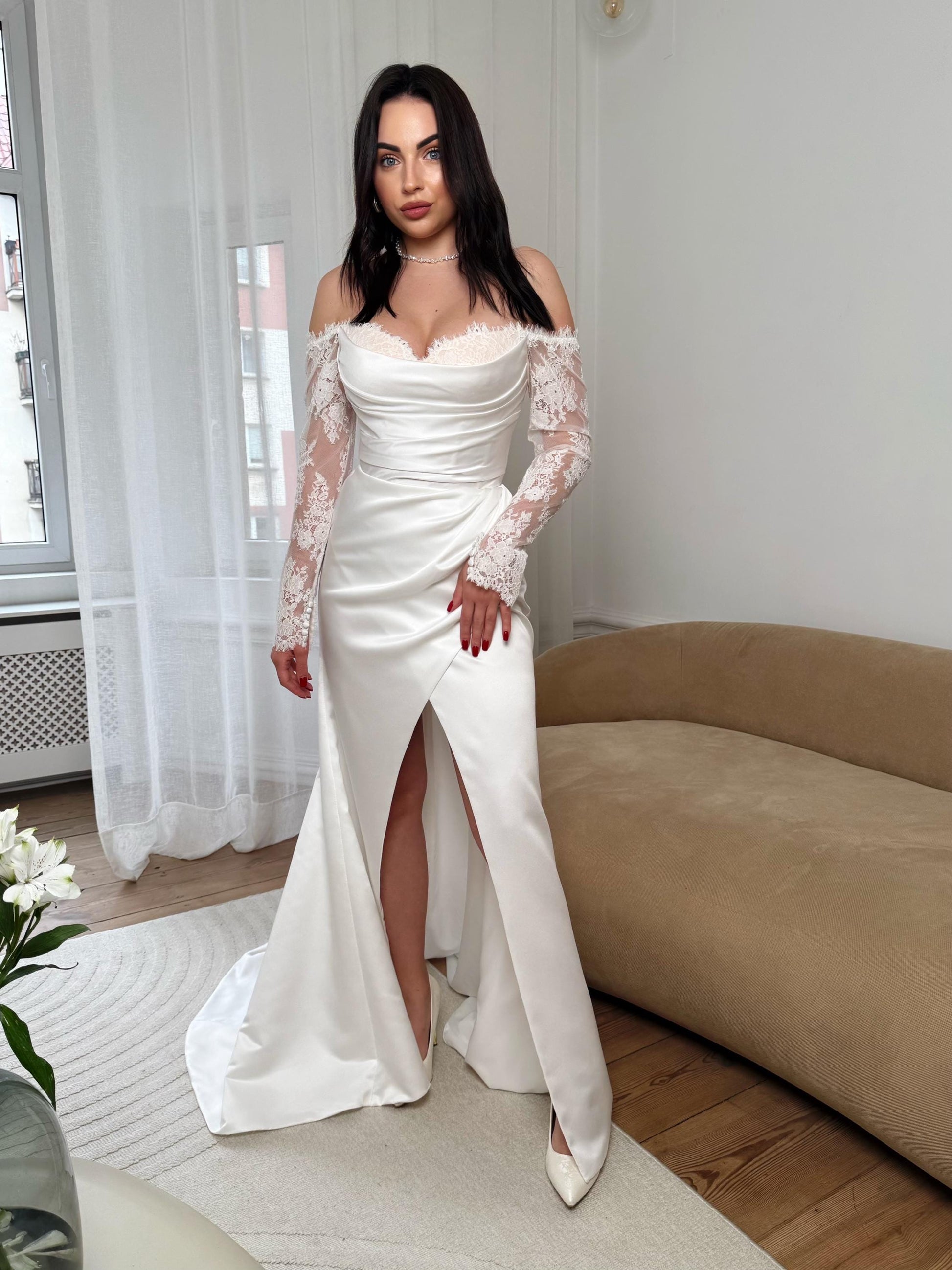 Elegant Satin Off-Shoulder Wedding Dress with Lace Sleeves and Front Slit – Fitted Bridal Gown with Train
