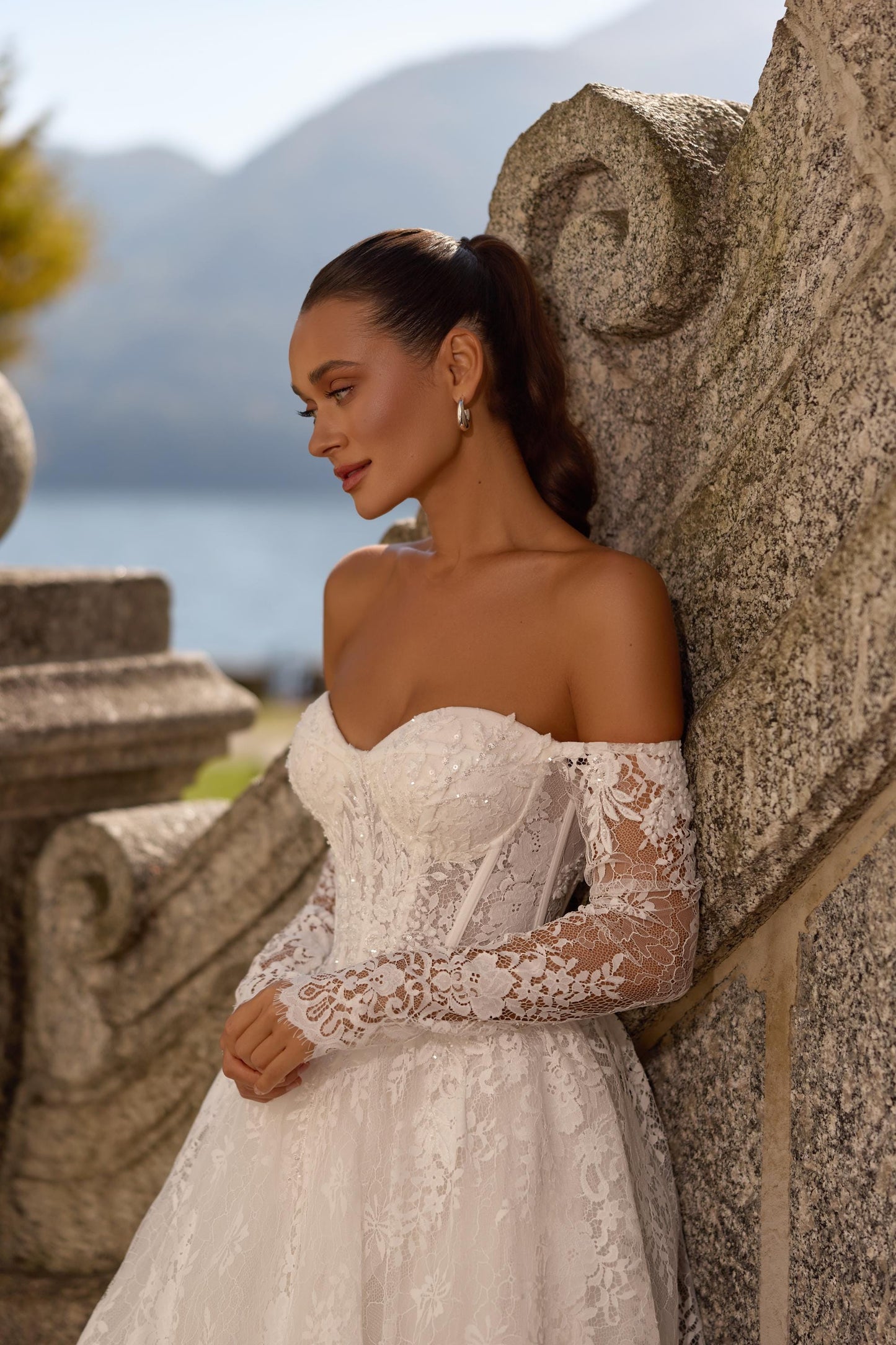 Lace Wedding Dress Off Shoulder A Line Bridal Gown Romantic Corset Bodice Long Sleeve Boho Elegant Bride Dress