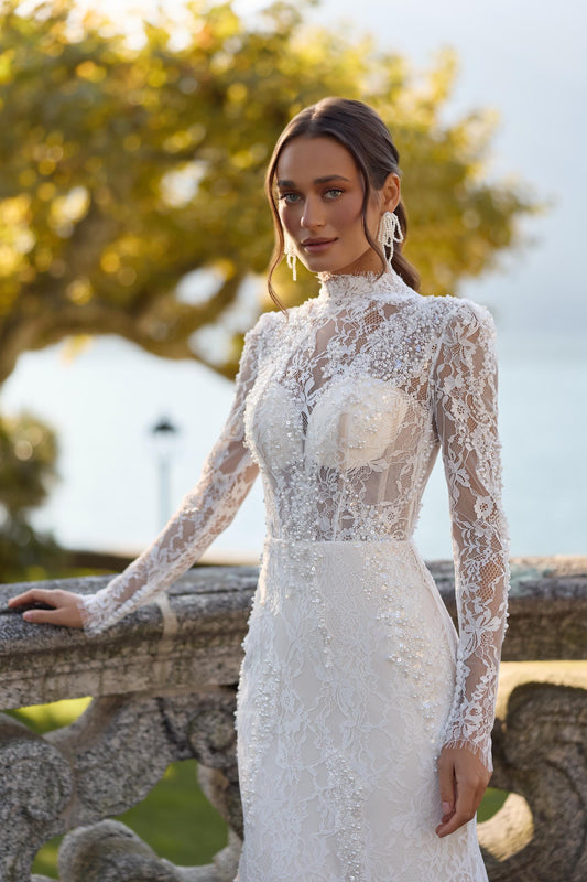 Illusion Neckline Wedding Dresses | Sheer & Romantic Gowns  Tesoro Si!