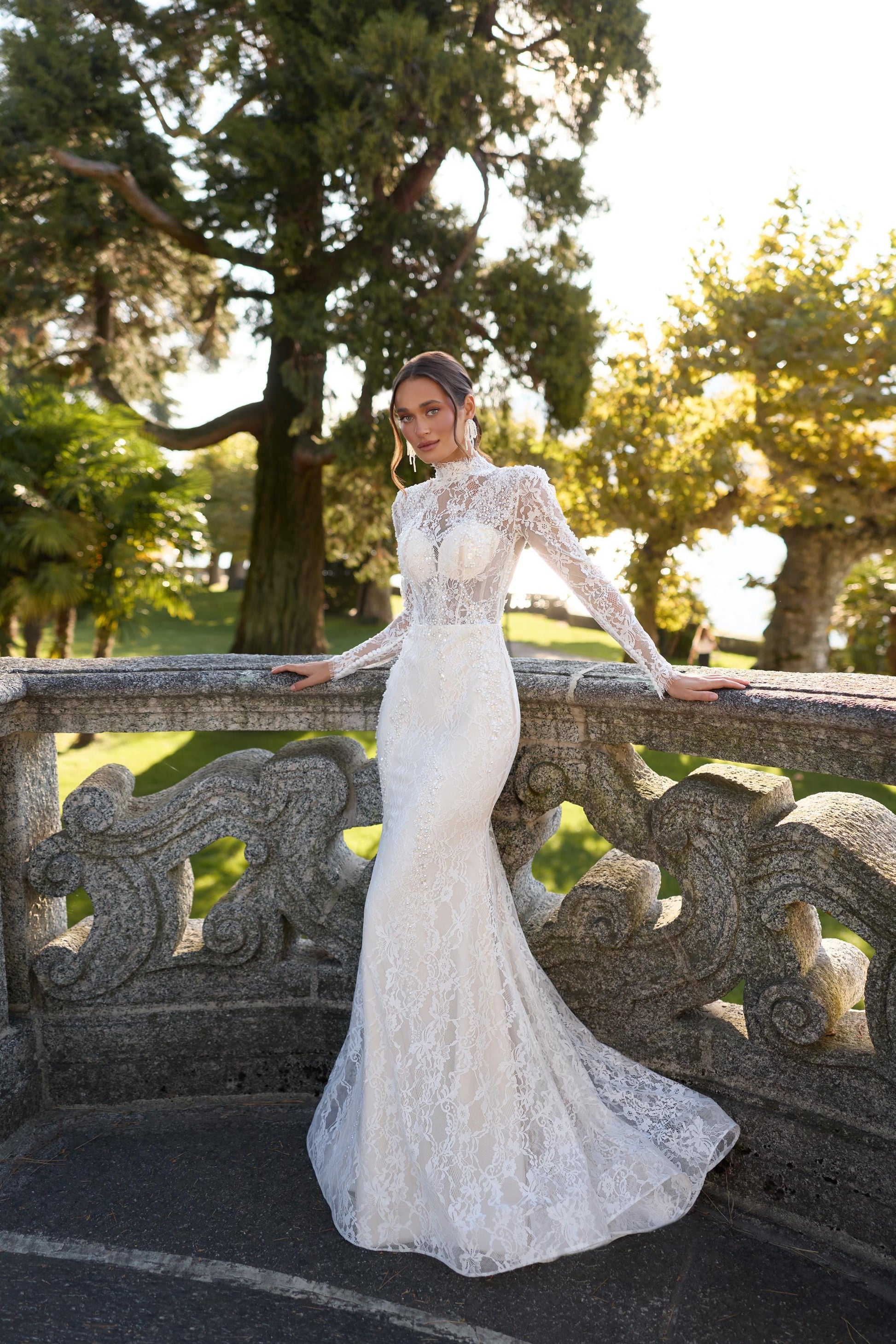 Lace Wedding Dress Long Sleeve High Neck Mermaid Bridal Gown Elegant Vintage Lace Wedding Dress Custom Made