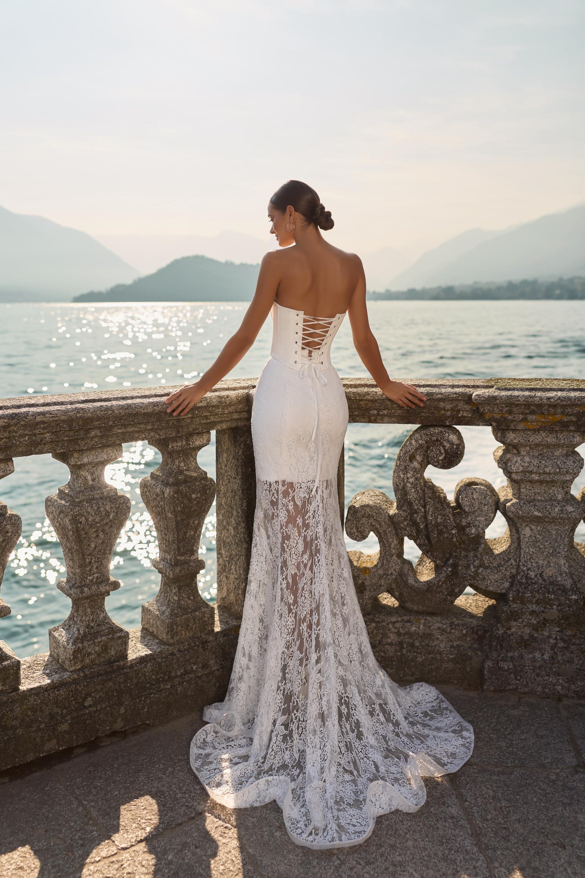 Short Wedding Dress Lace Strapless Bridal Gown Corset Lace Sleeves Mermaid Wedding Modern Dress n with lace skirt