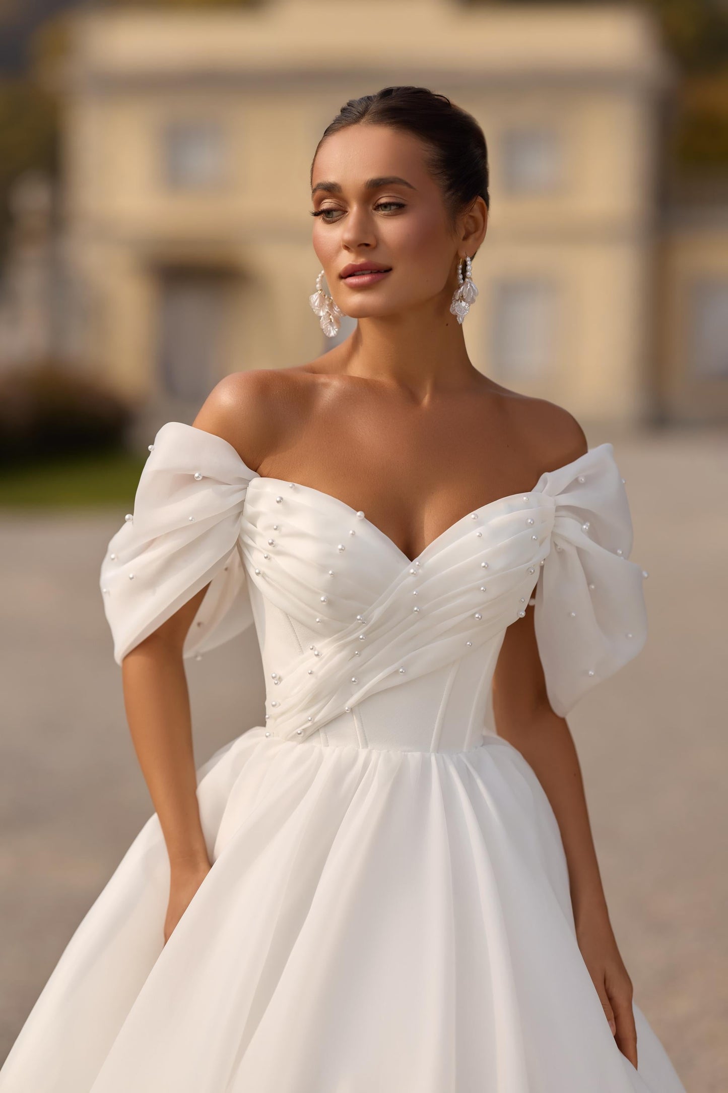 Off Shoulder Wedding Dress A Line Pearl Bridal Gown Corset Bodice Tulle Skirt Elegant Modern Bride Dress