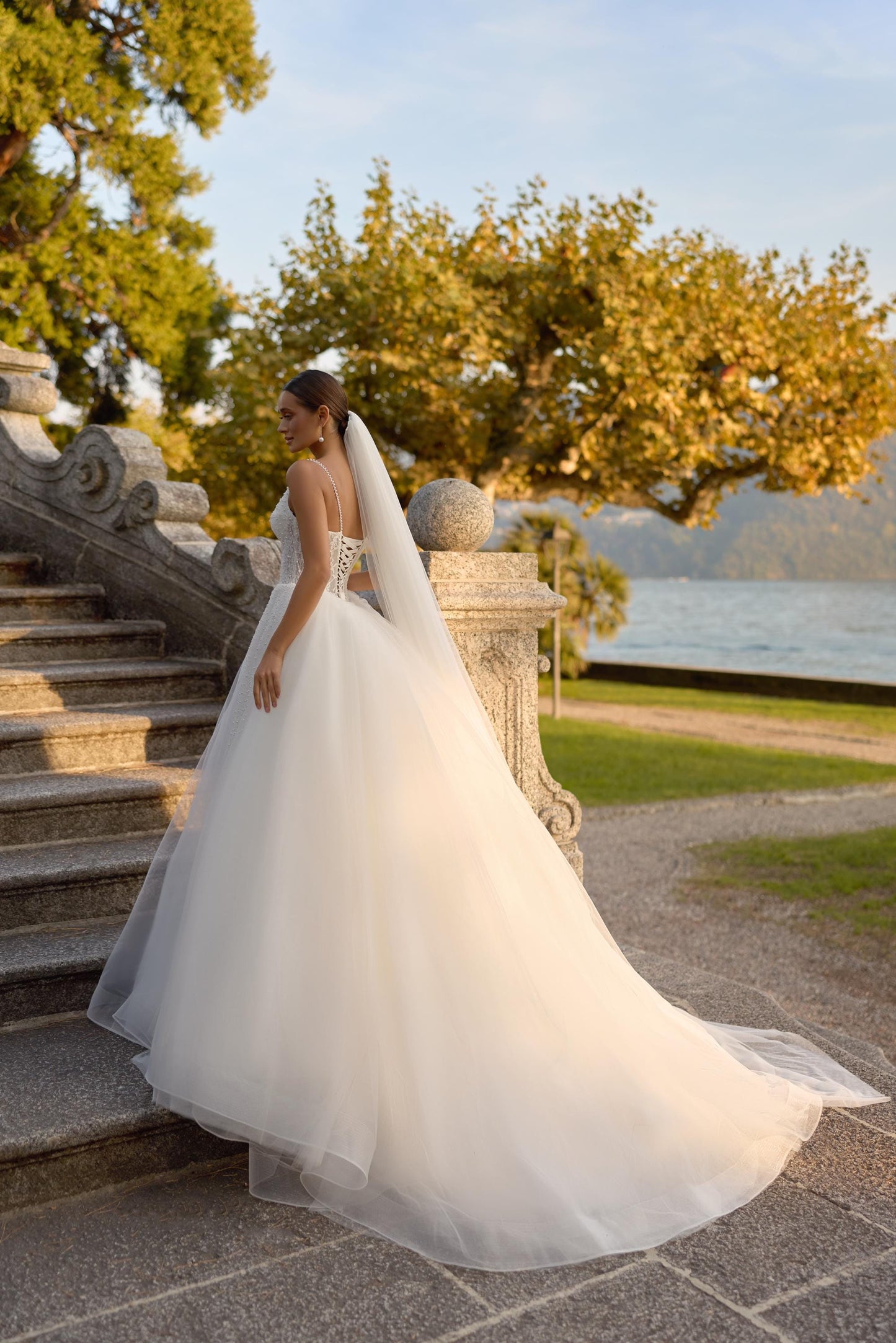 Wedding Dress Lace Corset A Line Bridal Gown Tulle Skirt Beaded Bodice Elegant Romantic Bridal Dress