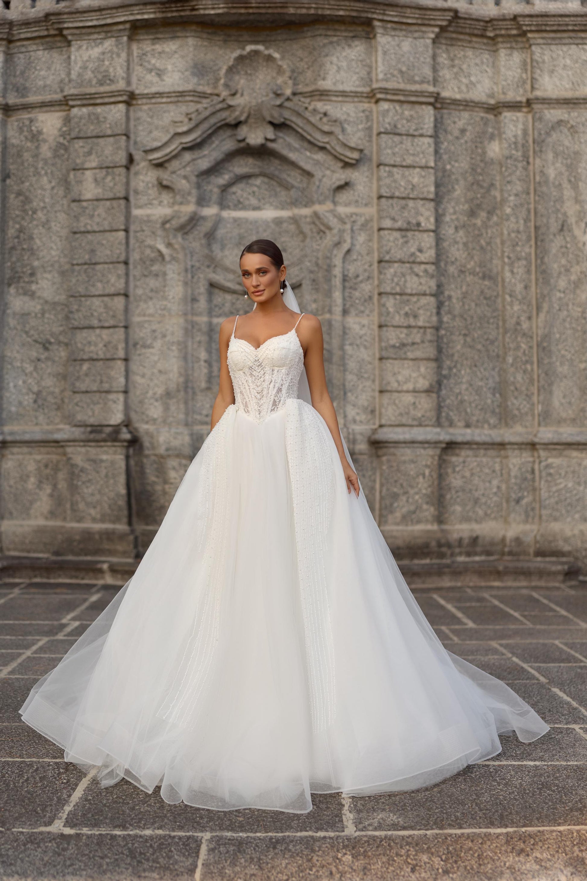 Wedding Dress Lace Corset A Line Bridal Gown Tulle Skirt Beaded Bodice Elegant Romantic Bridal Dress