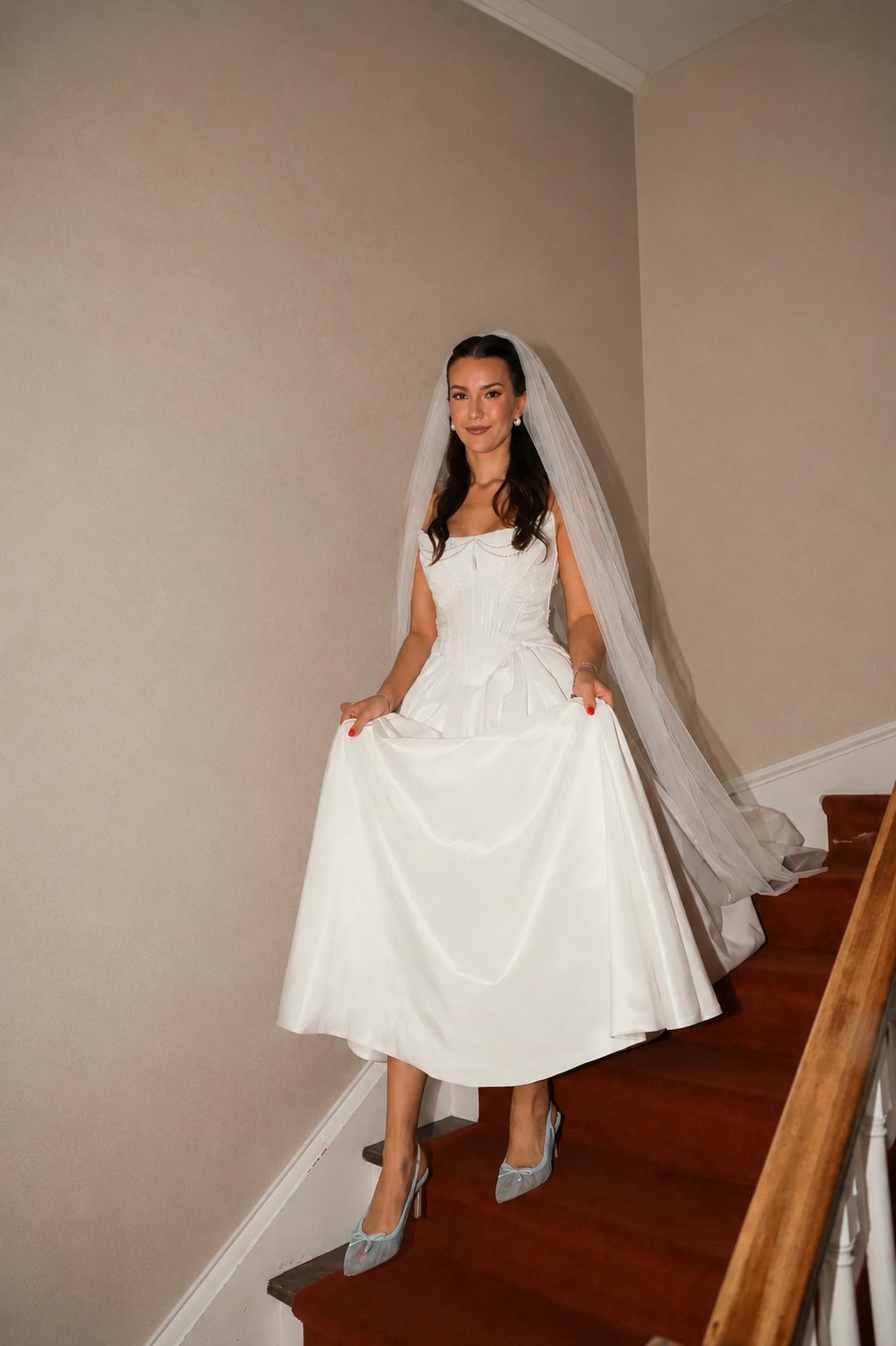 Taffeta wedding dress, corset bridal gown with train, strapless ball gown, minimalist luxury wedding dress bride