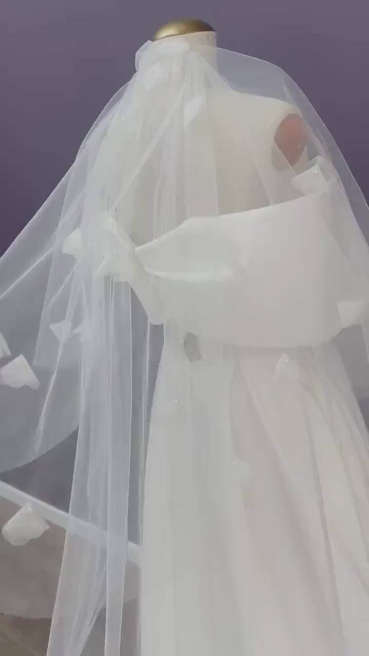 Long Floral Veil | Wedding Veil with 3D Flower Effect | Luxurious Cathedral Chapel Veil | Veil with Flowers and Pearls