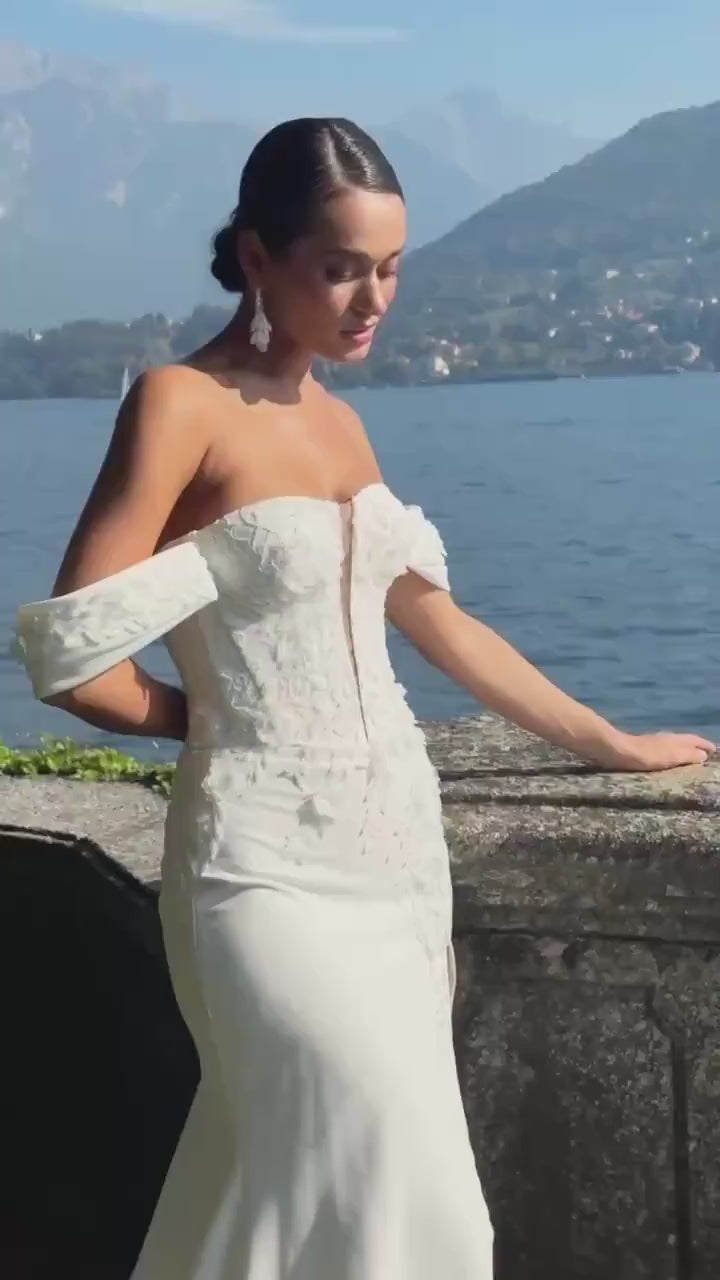 Crepe Wedding Dress Off Shoulder Corset Gown Mermaid Bridal Dress With Slit Elegant Modern Wedding Gown