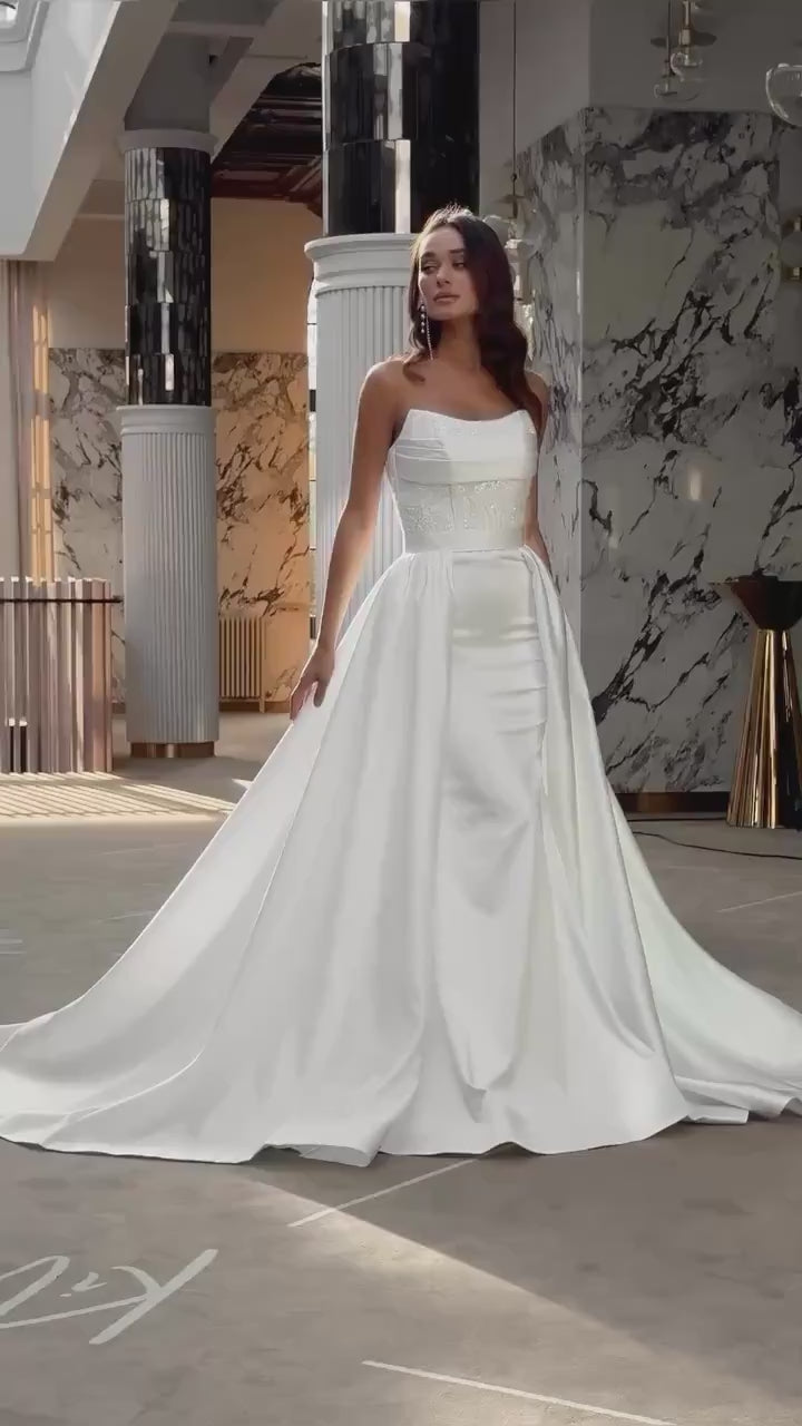 Luxury Beaded Lace Corset Wedding Dress | Mermaid Silhouette | Detachable Satin Overskirt & Lace Sleeves | Elegant Bridal Gown